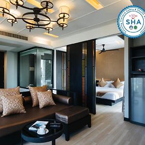 Grand Deluxe Room